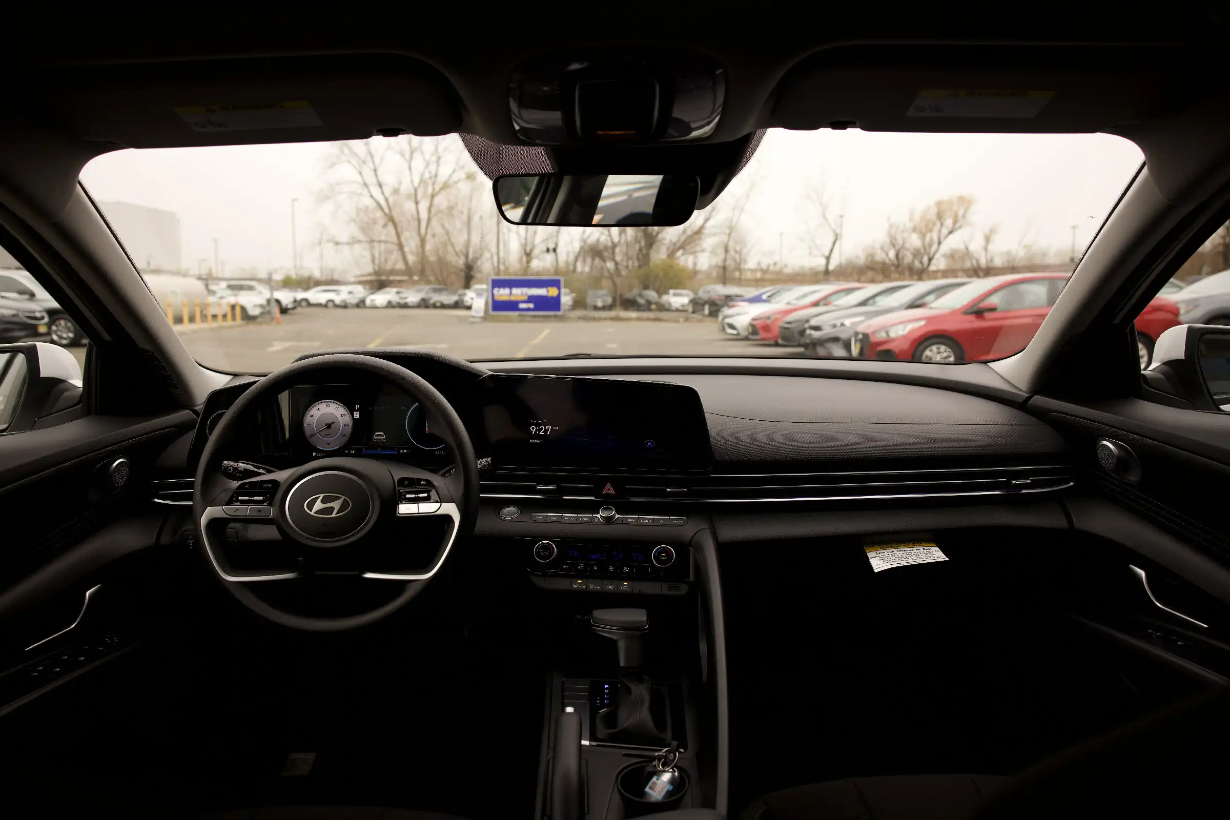 http://api.drivo.com/uploads/images/vehicles/ICAR_3.webp